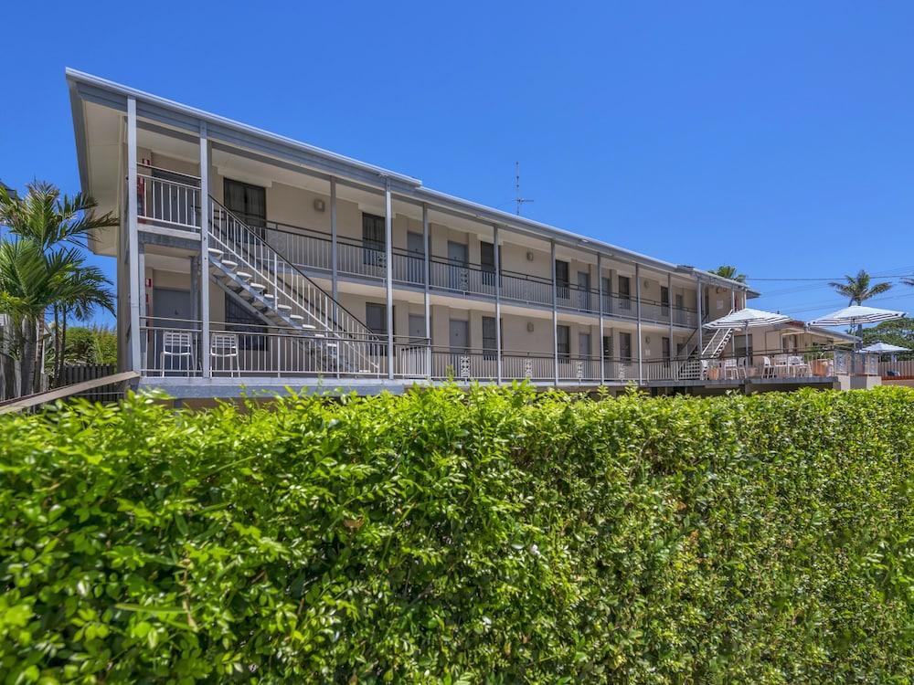 Camden Motor Inn Mermaid Beach Exterior photo