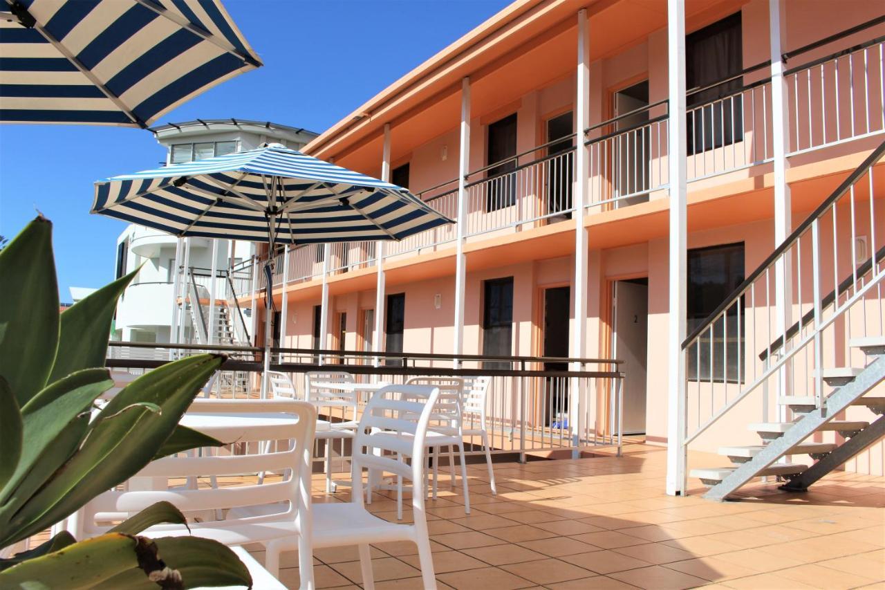 Camden Motor Inn Mermaid Beach Exterior photo